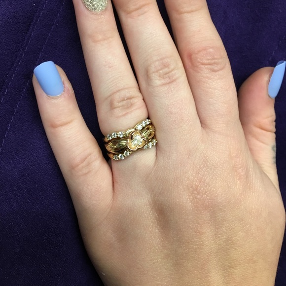 Engagement/wedding band set - Picture 4 of 4